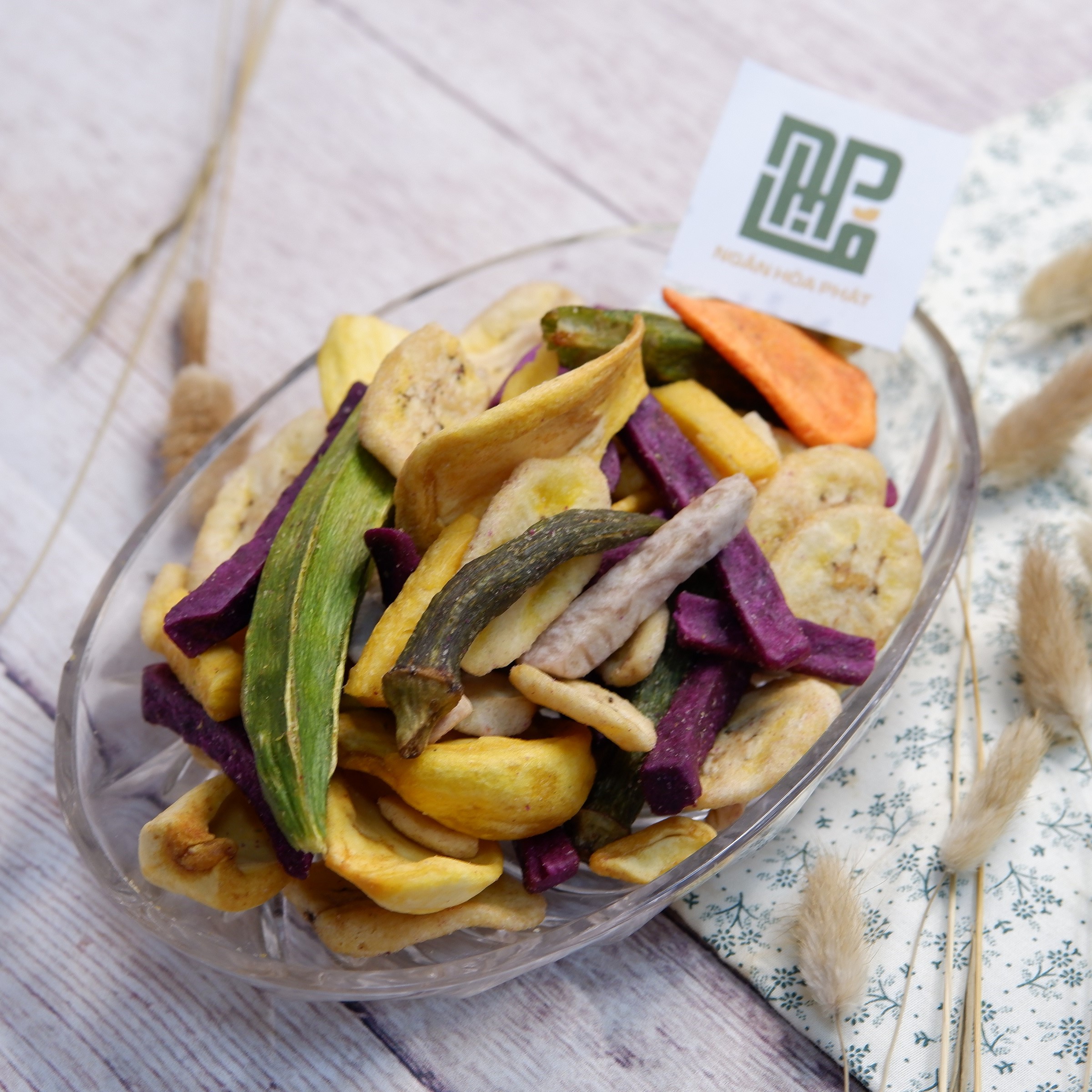 df2849dbf28614c1ea1a1d44fbbe3f01.jpg trái cây sấy thập cẩm